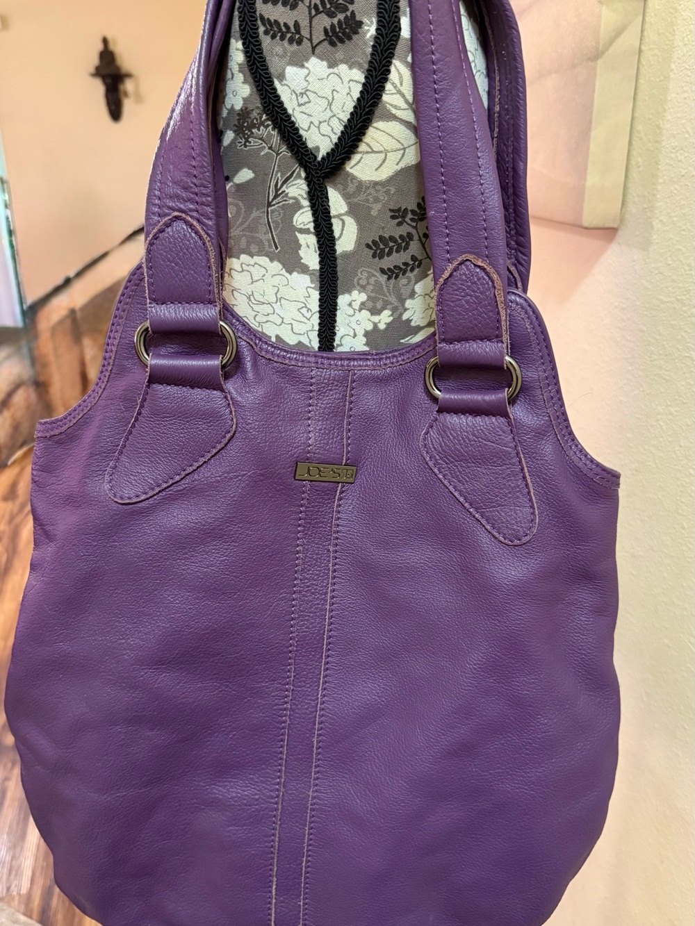 Joe’s Purple Leather Tote Bag - Picture 2 of 10